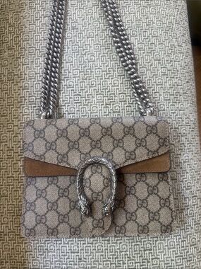 Gucci Brown Beige GG Supreme Dionysus Small Shoulder Bag